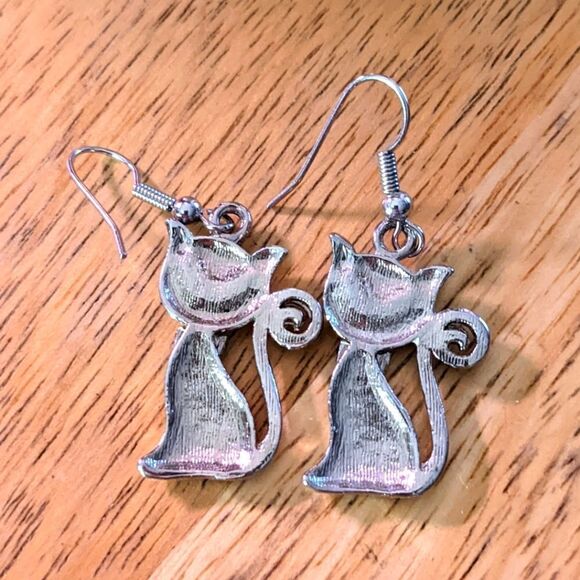 $5 Item! New in Bag Cat Dangle Earrings with Crystal Face and Collar - Picture 2 of 6